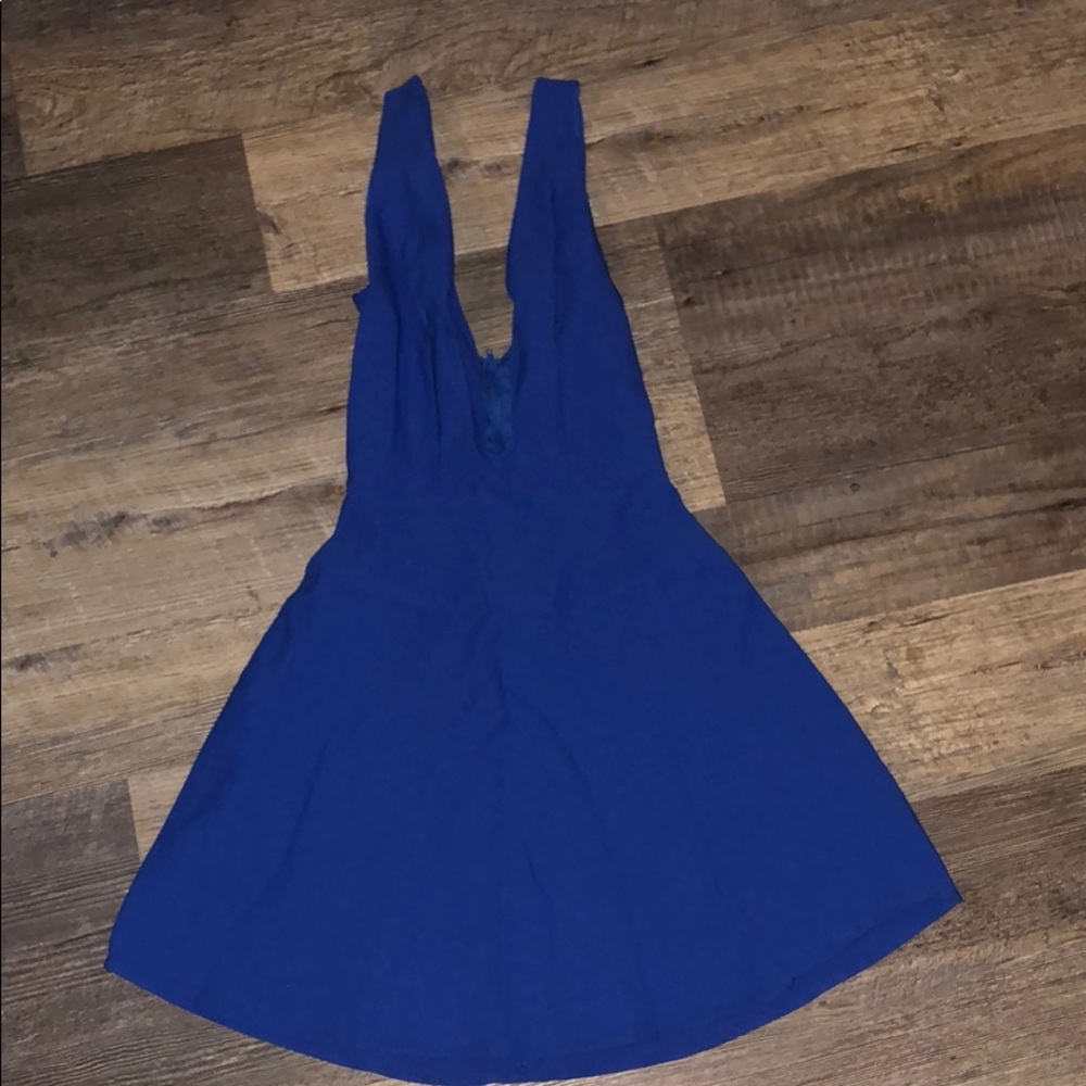 Dress - Picture 2 of 3